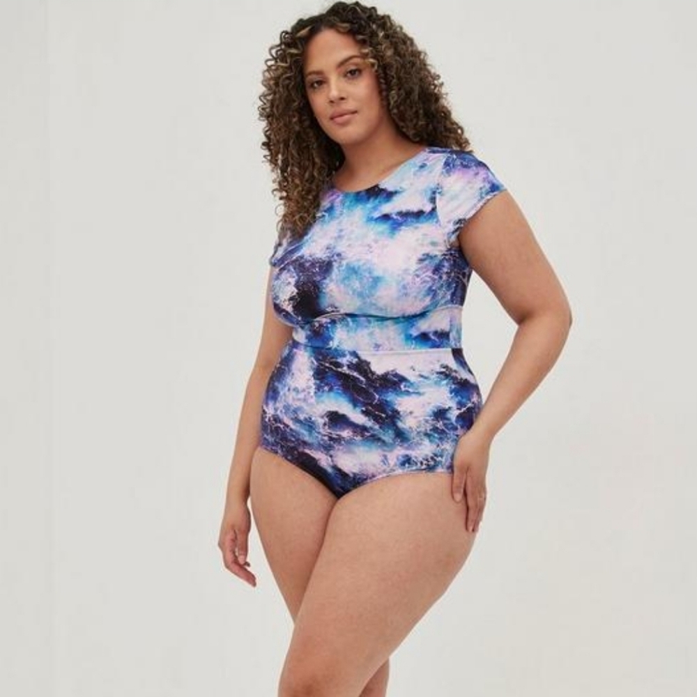NWT - Torrid Ocean Waves Swimsuit Women's Size 12